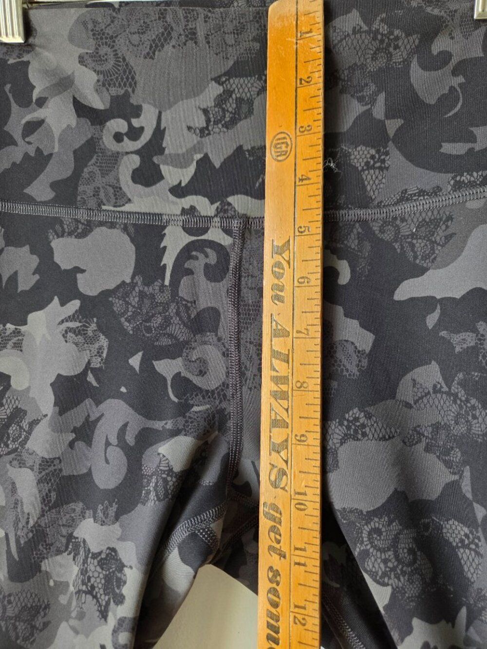 NWT LULULEMON WUNDER TRAIN PRINTED LEGGING HI RISE TIGHT 28" SIZE 10 / M - Picture 13 of 14